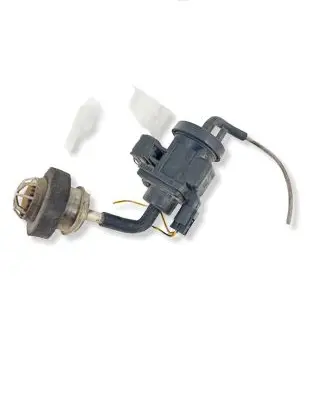 Mercedes-Benz C W203 Turbo solenoid valve A0005450427