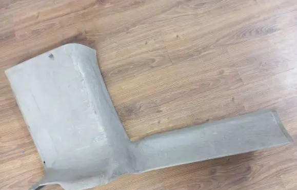 (D)pillar trim (top)