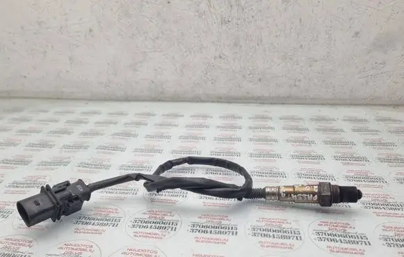 Volkswagen PASSAT B7 Lambda probe sensor 03L906262B 0281004085