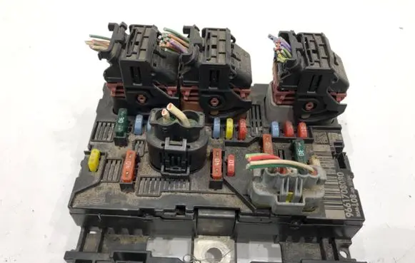 Citroen C4 Grand Picasso BSM Control unit 9661708080