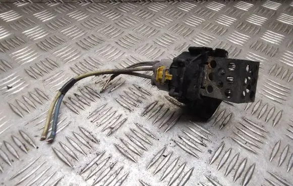 Citroen C4 I Picasso Coolant fan relay 9658508980