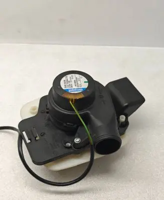 BMW 3 E90 E91 Engine control unit/module fan 7534932 586509