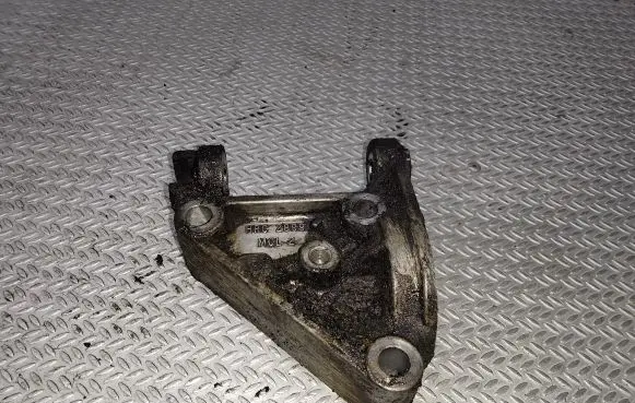 Land Rover Discovery other engine part HRC2899