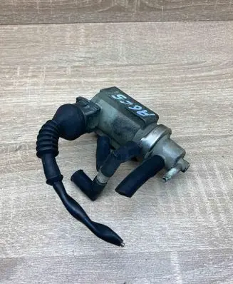 Audi A6 S6 C5 4B Turbo solenoid valve 059906627A