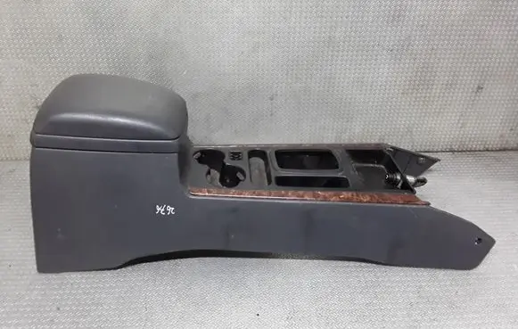 KIA Sorento Armrest 846103E000