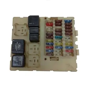 Ford Focus Fuse box set 518251608