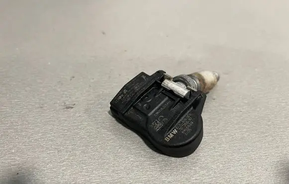 BMW 4 F36 Gran coupe Tire pressure sensor 6855539