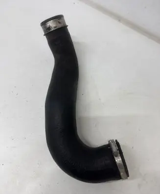 Volkswagen Touareg I Intercooler hose/pipe 7L6145790E 116923