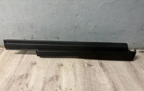 Ford C-MAX II Front sill (body part) AM51-R10155-A