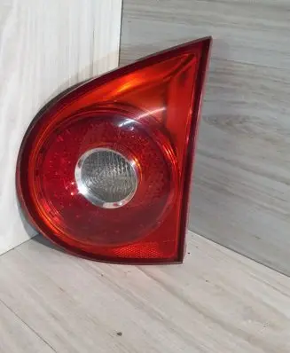 Volkswagen Golf V Tailgate rear/tail lights