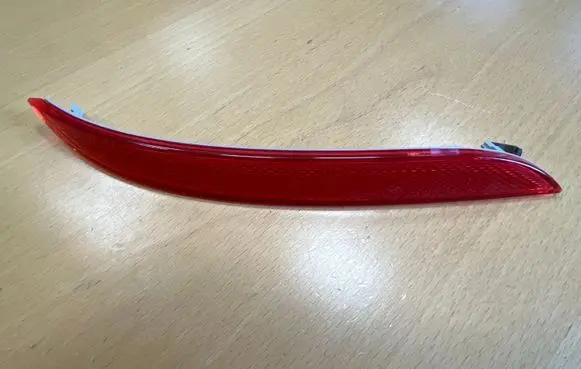 Rear tail light reflector