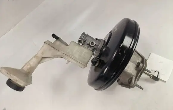 Iveco Daily 35 - 40.10 Master brake cylinder 460074EH0A