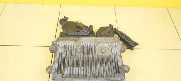 Mazda 6 Engine control unit/module SH01
