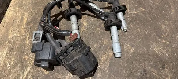 Volvo S40, V40 High voltage ignition coil 7700850999 863020 2526051A
