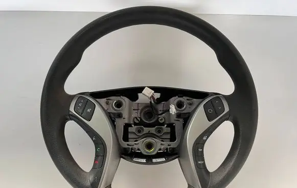 Hyundai i30 Steering wheel 56110A6720RDR 56113A6000 A6720RDR