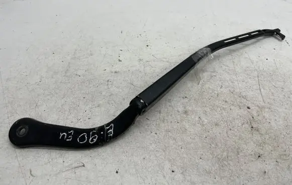 BMW 3 E90 E91 Front wiper blade arm