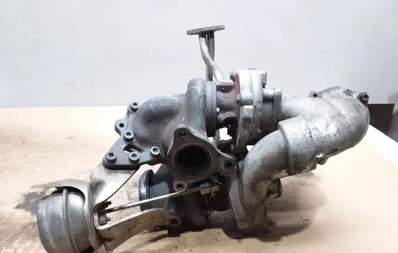 Mercedes-Benz E W212 Turbo A6510902880 A6510905780 54399700120