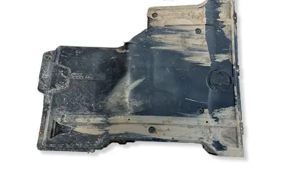 Mercedes-Benz Vito Viano W447 Engine splash shield/under tray 