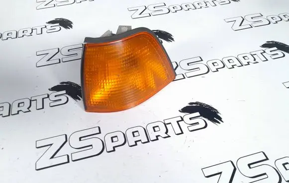 BMW 3 E36 Front indicator light 1387043
