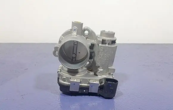 Skoda Fabia Mk3 (NJ) Throttle body valve 04C133062D