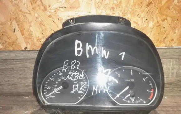 BMW 1 E82 E88 Speedometer (instrument cluster) 1041568 6947136