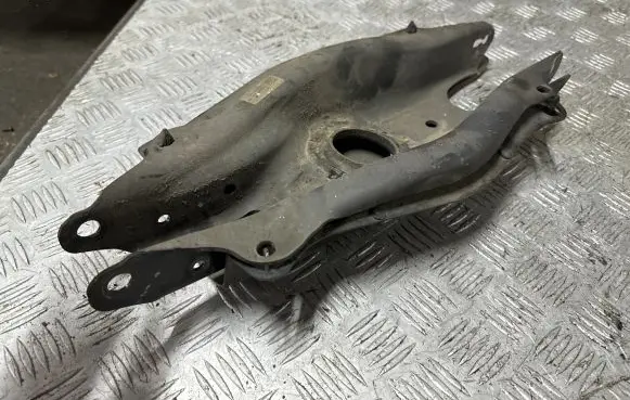 Mercedes-Benz E W213 Rear upper control arm/wishbone A2053522000
