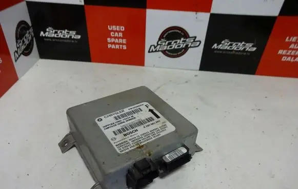 Chrysler Town & Country III Airbag control unit/module 04686256F