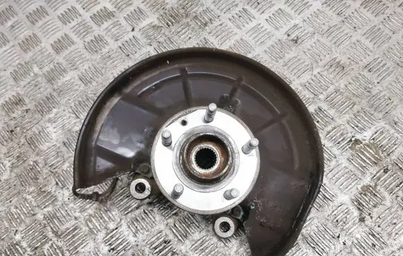 Opel Mokka X Front wheel hub