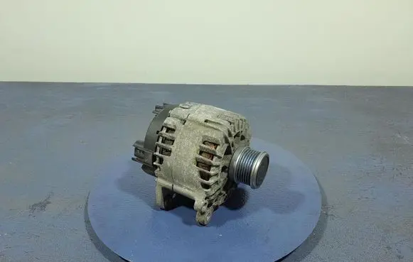 Skoda Octavia Mk3 (5E) Generator/alternator 04L903023L