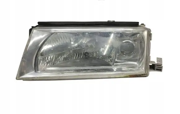 Skoda Octavia Mk1 (1U) Headlight/headlamp 