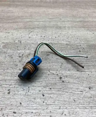 BMW 5 E39 Plug wire 1382189 2PIN