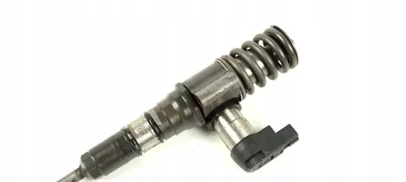 Fuel injector