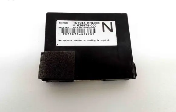 Toyota Avensis T270 Immobilizer control unit/module 8978405020 626978000
