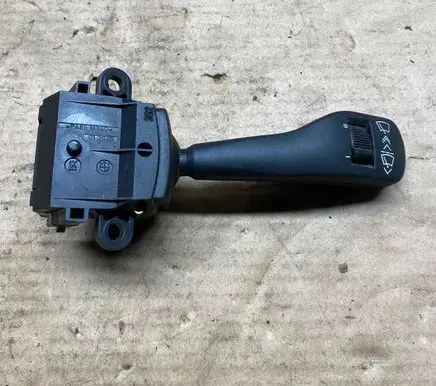 BMW 5 E39 Wiper control stalk 01204020 8363669M
