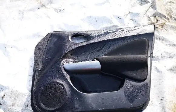 Nissan Juke I F15 Front door card panel trim 809101kb0a