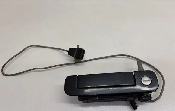 Audi Cabriolet B3 8G Front door exterior handle 4A0837206D