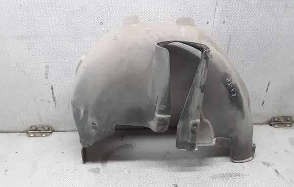 Volkswagen PASSAT B5.5 Rear arch fender liner splash guards