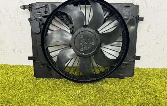 Mercedes-Benz GLC X253 C253 Electric radiator cooling fan a0999067800