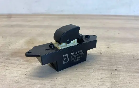 Mitsubishi ASX Electric window control switch Mr587944 C8dd411mb