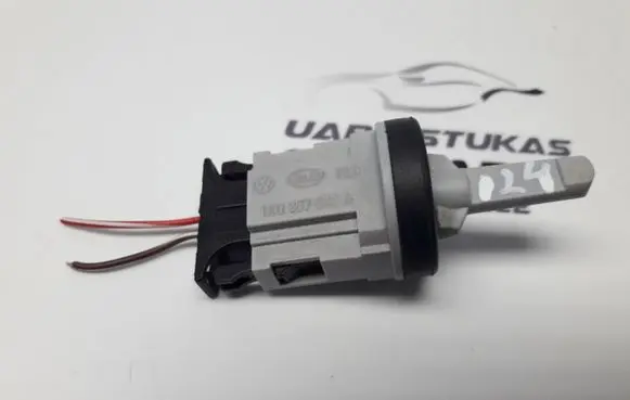 Volkswagen Golf V Interior temperature sensor 1K0907543A 585507