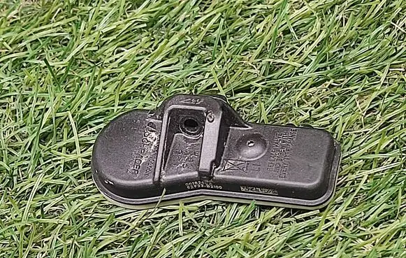 KIA Soul Tire pressure sensor 52933B2100