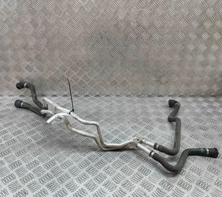 Engine coolant pipe/hose