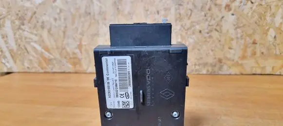 Renault Laguna III Ignition key/card 285909828r