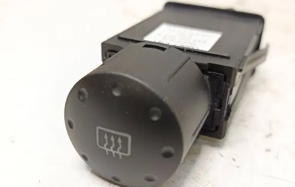Audi TT Mk1 Windscreen/window heater switch 8N0941503B PA66GF30