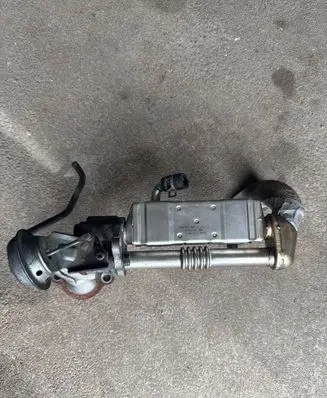 Mazda 6 EGR valve cooler R2AA20304