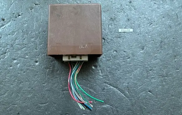 Nissan Patrol Y61 Other control units/modules 25963VB000