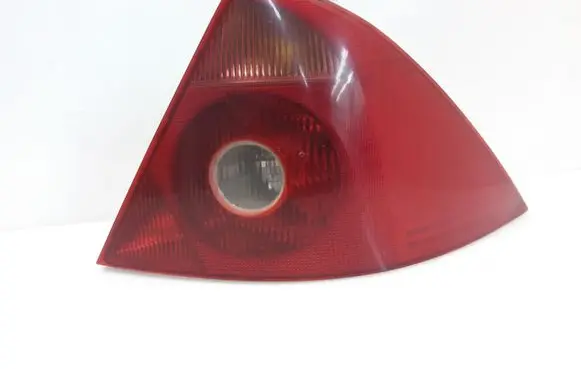 Ford Mondeo Mk III Rear/tail lights 1S7113404A