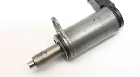 Audi A4 S4 B8 8K Turbo solenoid valve 06H103697B