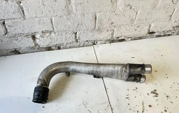 Audi Q7 4L Intercooler hose/pipe 7L6145945C