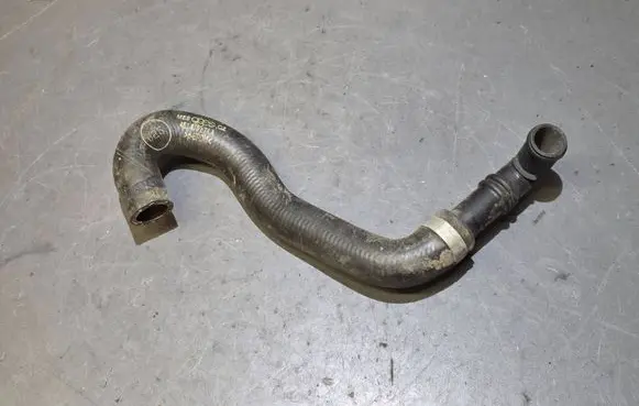 Audi A8 S8 D3 4E Engine coolant pipe/hose 4E1819674A